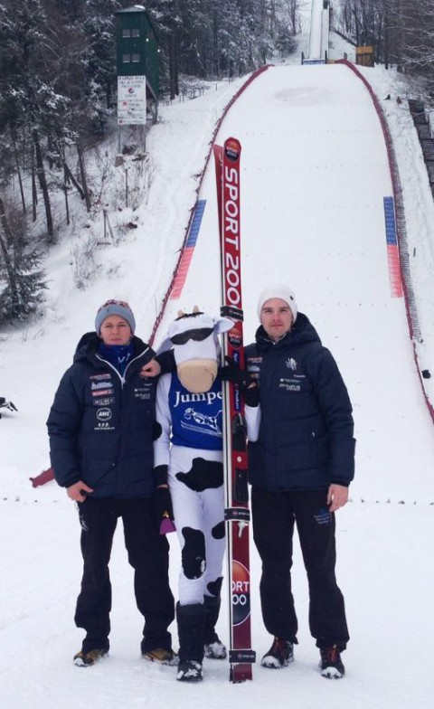 Joacim Ø. Bjøreng og Flying Team Vikersund-lagkamerat Stian Skinnes på FIS-cup i USA.